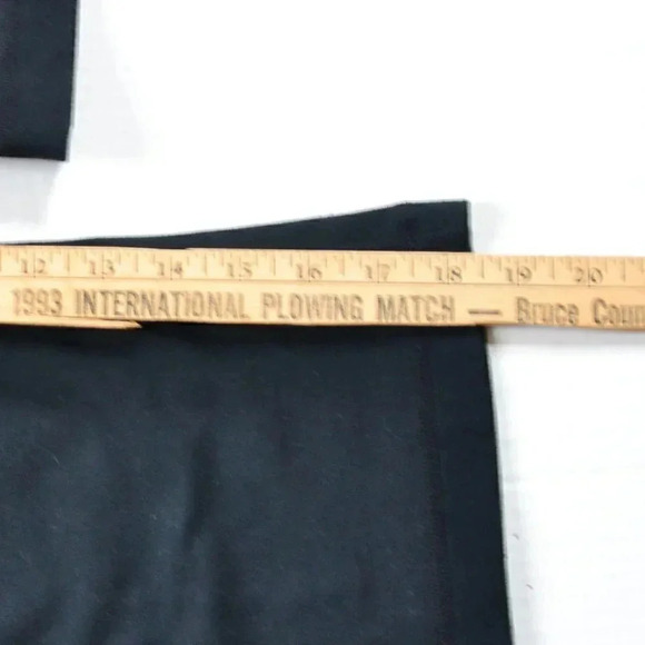 Neon  Under Armour Capris - Picture 7 of 7